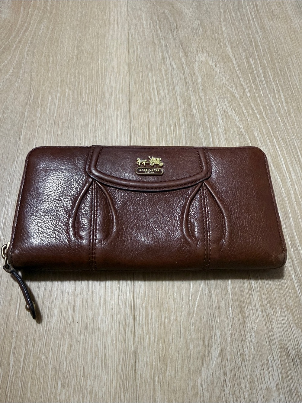 Coach Brown Leather Wrist Zip Continental Wallet with Gold Logo